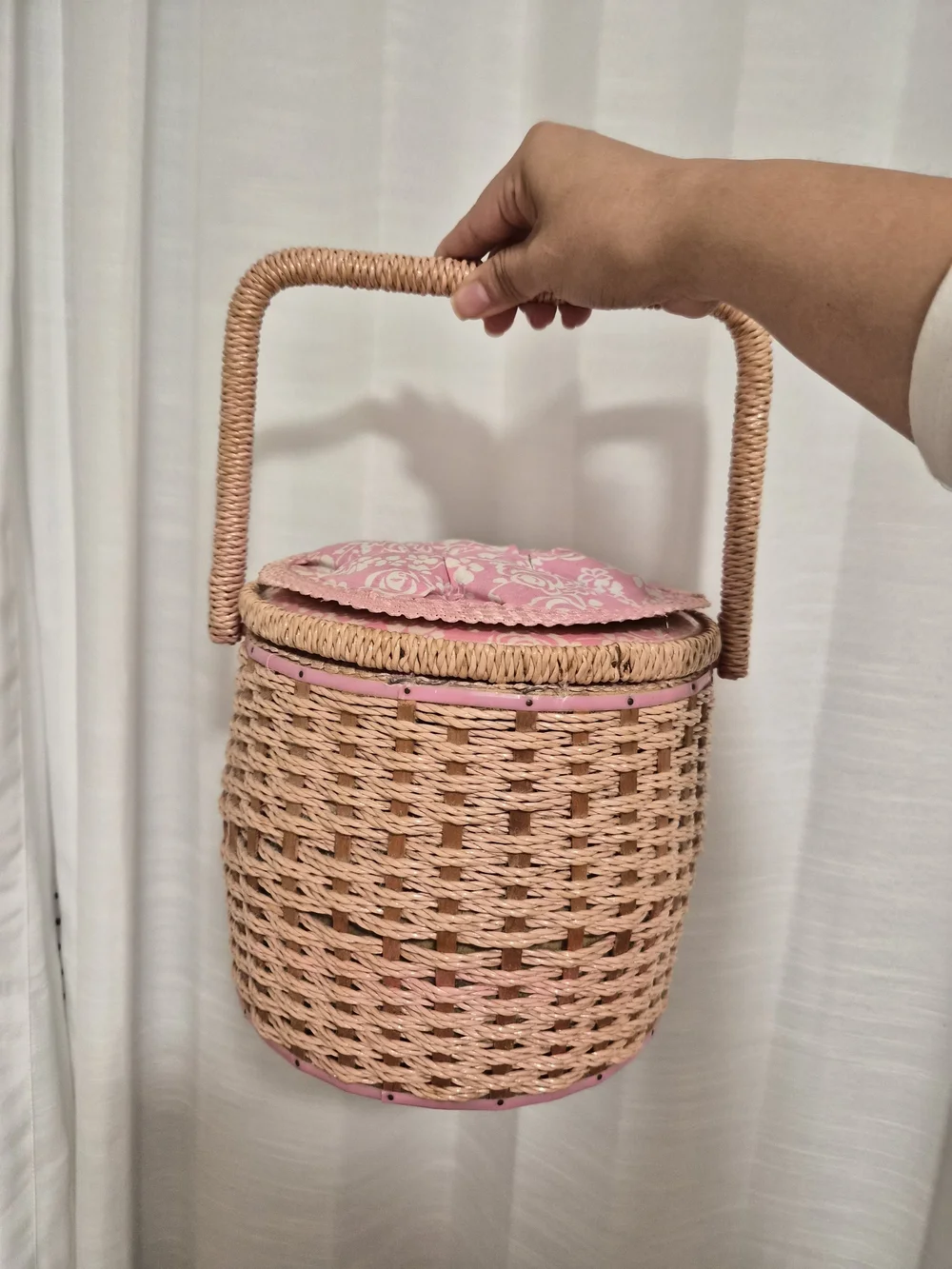 Woven Picnic Basket Purse with Pink Fabric Lid